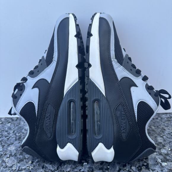 Nike Air Max 90 Essential Wolf Grey Black Shoes Men’s Size 8 (537384-053) main image 11